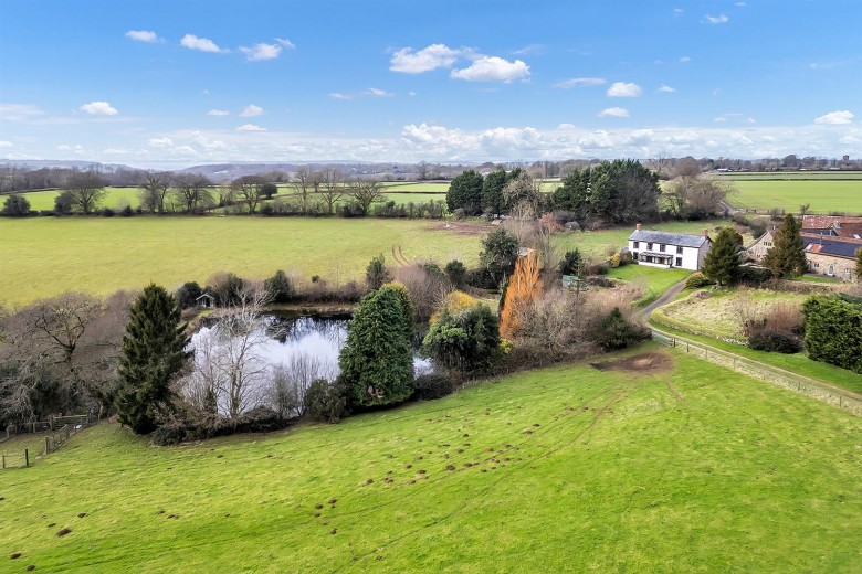 Click the photo for more details of Smeatharpe, Honiton