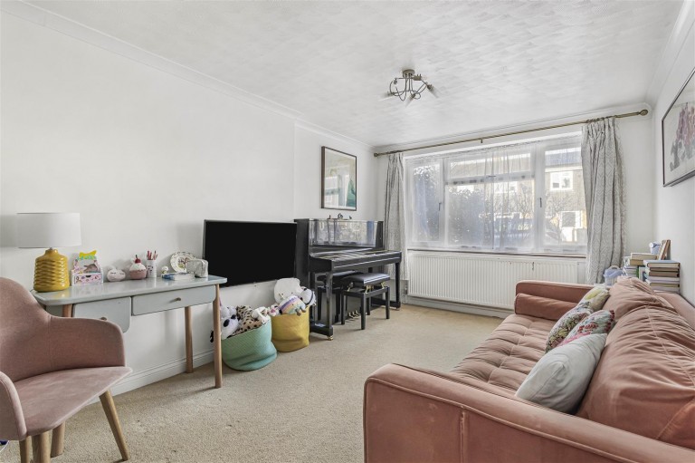 Images for Cliveden Close, Cambridge