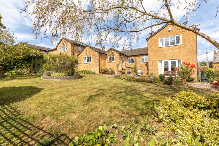 Images for Hillside, West Haddon, Northampton, NN6