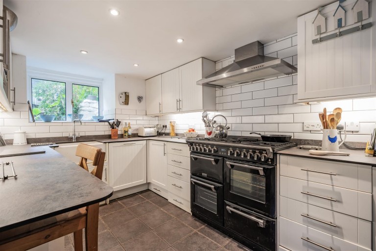 Images for Quay Street, Mousehole, Penzance