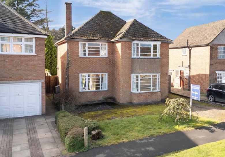 Click the photo for more details of St. Marys Road, Lutterworth, LE17