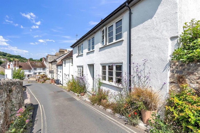 Click the photo for more details of Long Hill, Beer, Seaton