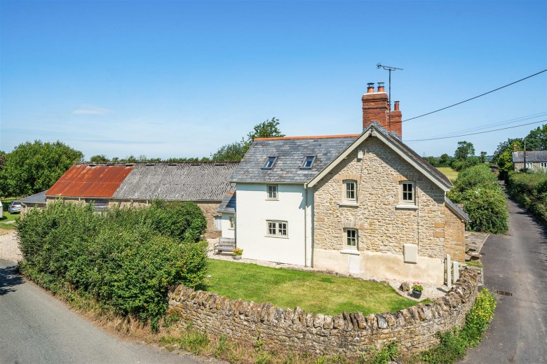 Click the photo for more details of Claycastle, Haselbury Plucknett, Crewkerne