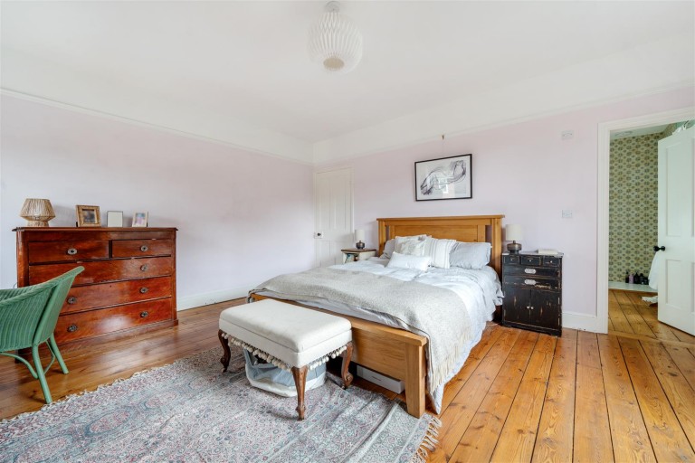 Images for High Street, Culworth, OX17