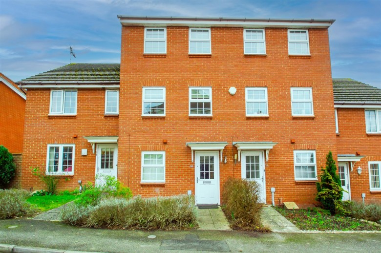 Click the photo for more details of Hales Barn Road, Haverhill