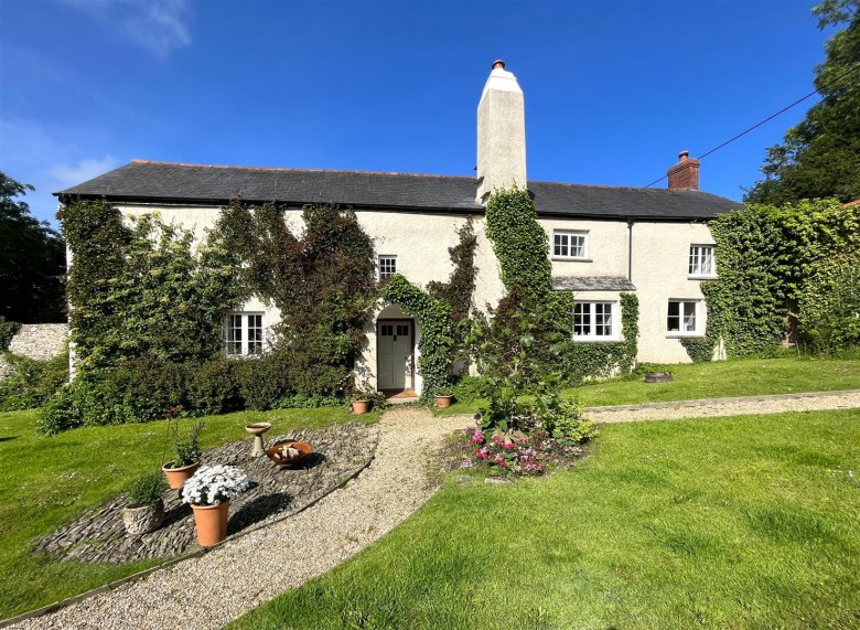 Click the photo for more details of East Putford, Holsworthy
