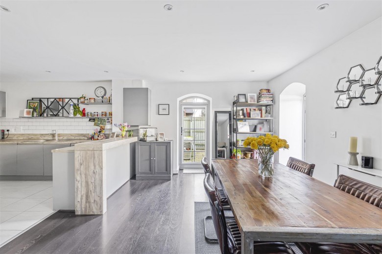 Click the photo for more details of Brewers Lane, Newmarket