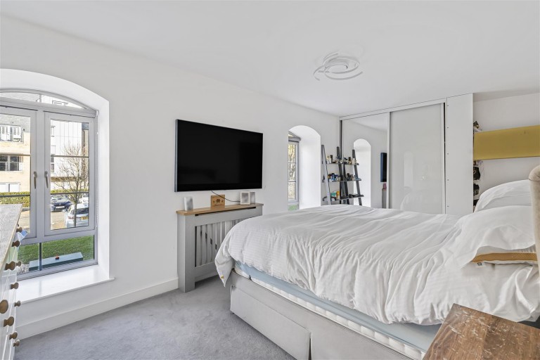Images for Brewers Lane, Newmarket