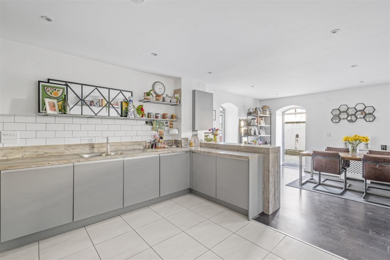 Images for Brewers Lane, Newmarket