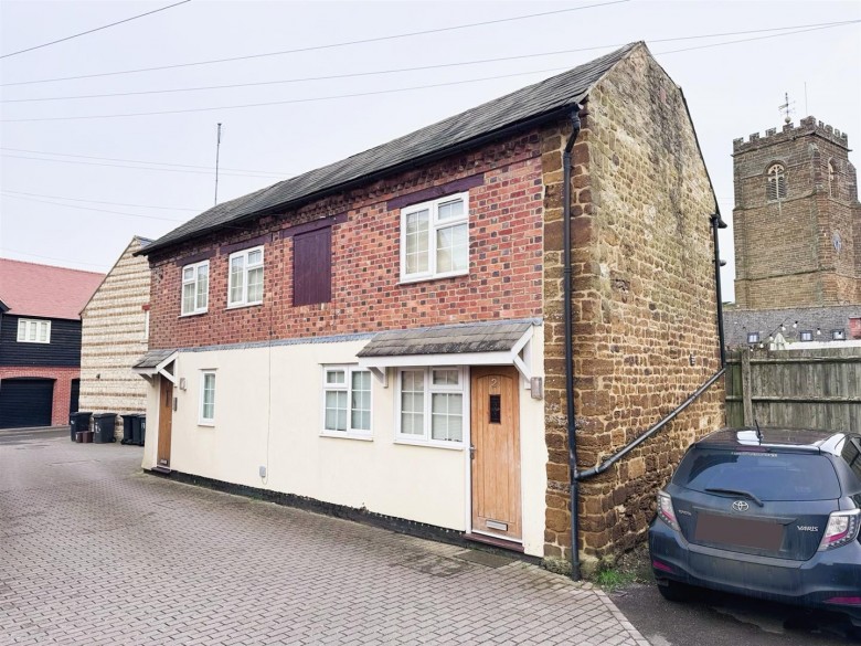 Click the photo for more details of Moat Yard, Moat Lane, Towcester, NN12