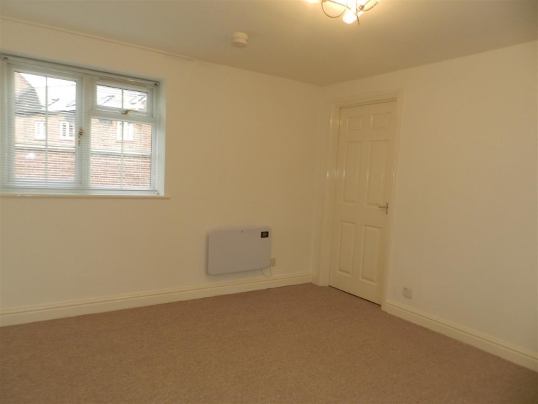 Images for Moat Yard, Moat Lane, Towcester, NN12