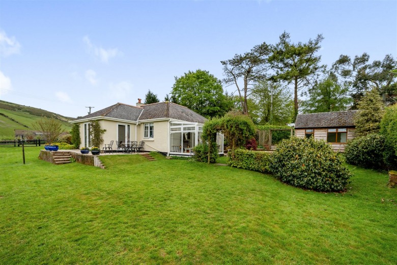 Click the photo for more details of Oare, Lynton