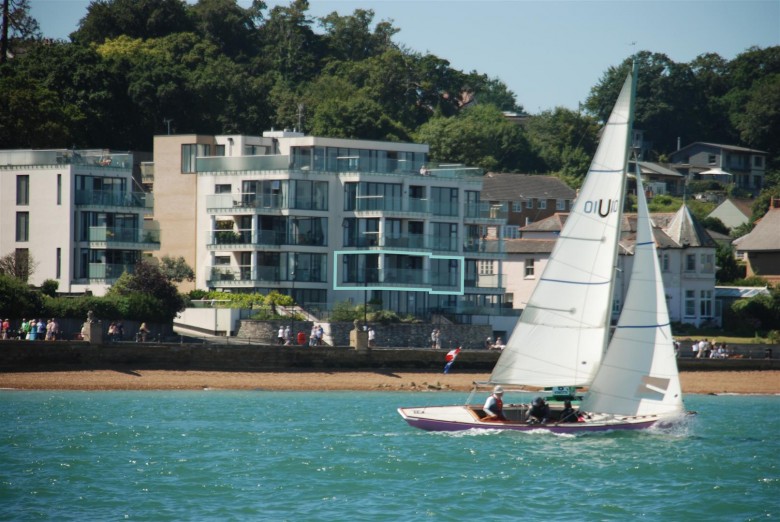 Click the photo for more details of Cowes, Isle of Wight