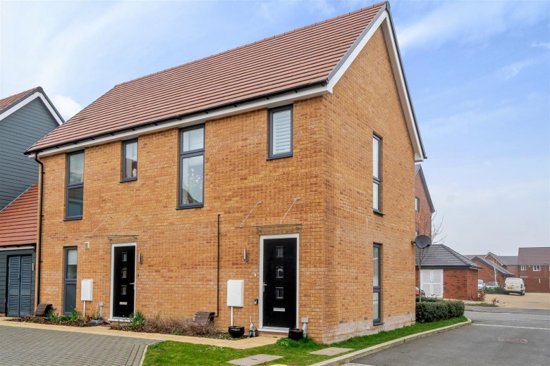 Click the photo for more details of Appletons, Wantage