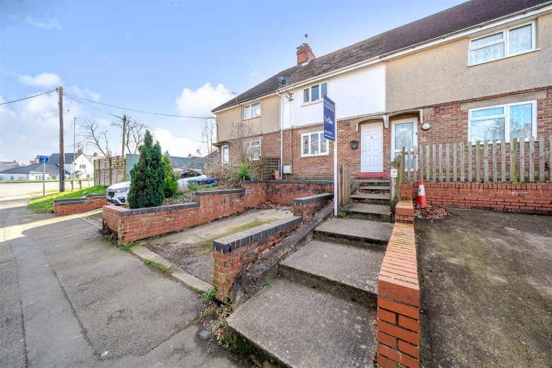 Click the photo for more details of Murswell Lane, Silverstone, NN12