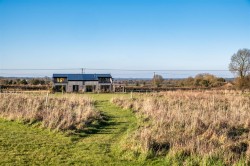 Images for Sunnycroft Barn, Cowleaze Lane, Edington, Westbury