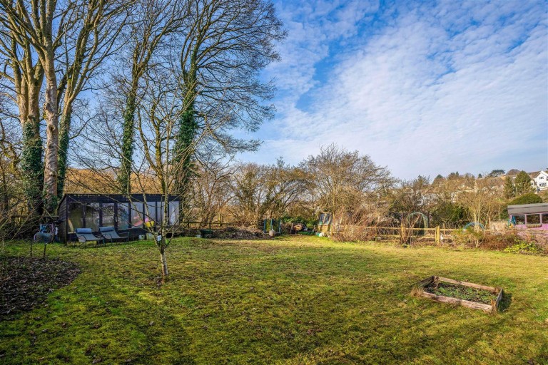 Images for Finstock, Oxfordshire
