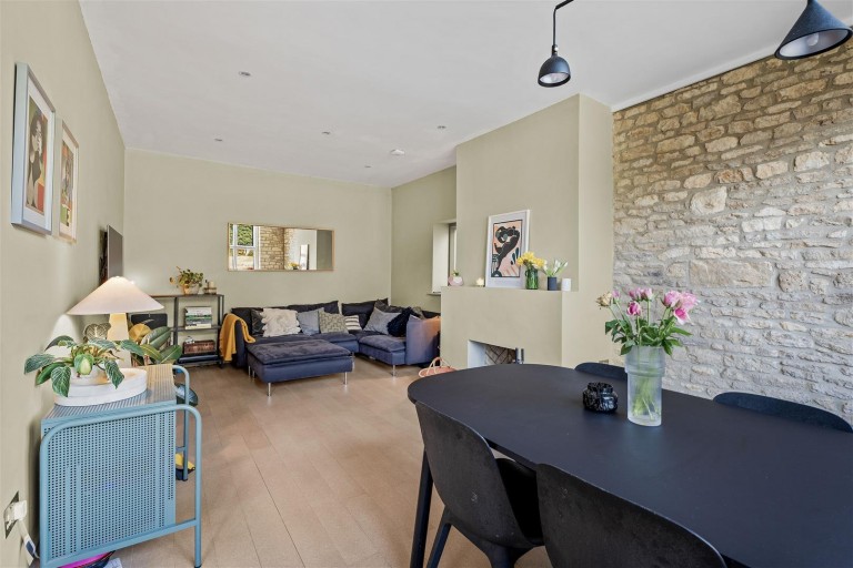 Images for Finstock, Oxfordshire