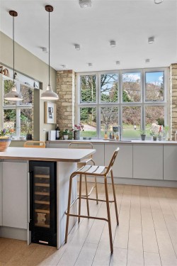 Images for Finstock, Oxfordshire