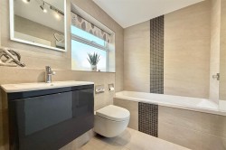 Images for Beck Street, Welbourn