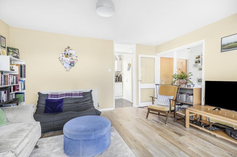 Images for Canterbury Avenue, Ely