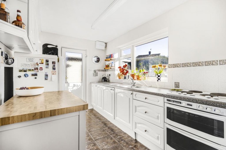 Images for Canterbury Avenue, Ely