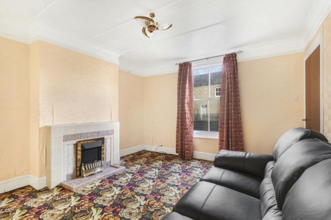 Click the photo for more details of Froize End, Haddenham