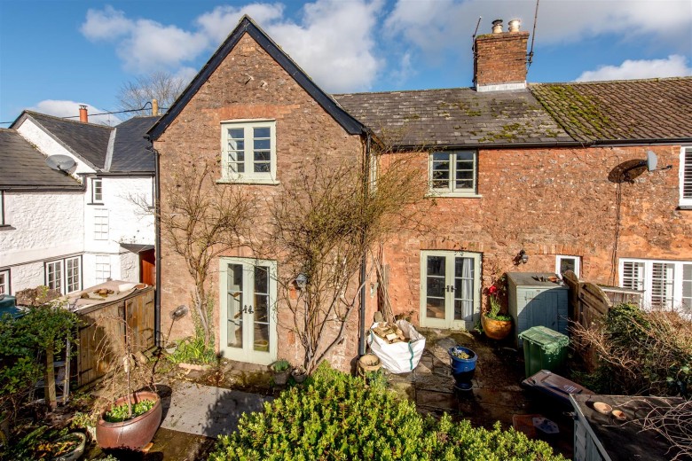 Click the photo for more details of Fitzhead, Taunton