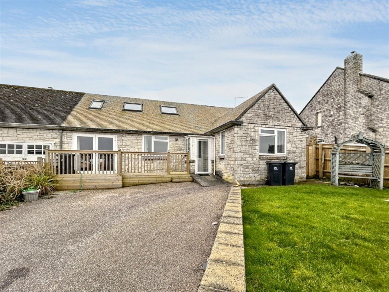 Click the photo for more details of Looke Lane, Puncknowle, Dorchester