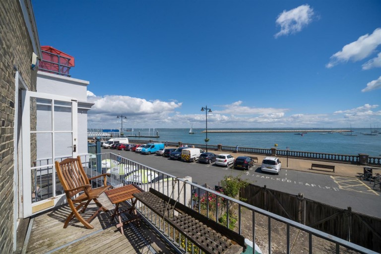 Images for Cowes, Isle of Wight