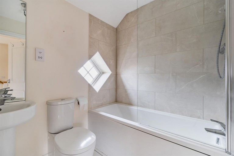 Images for Barrington Way, Wellington