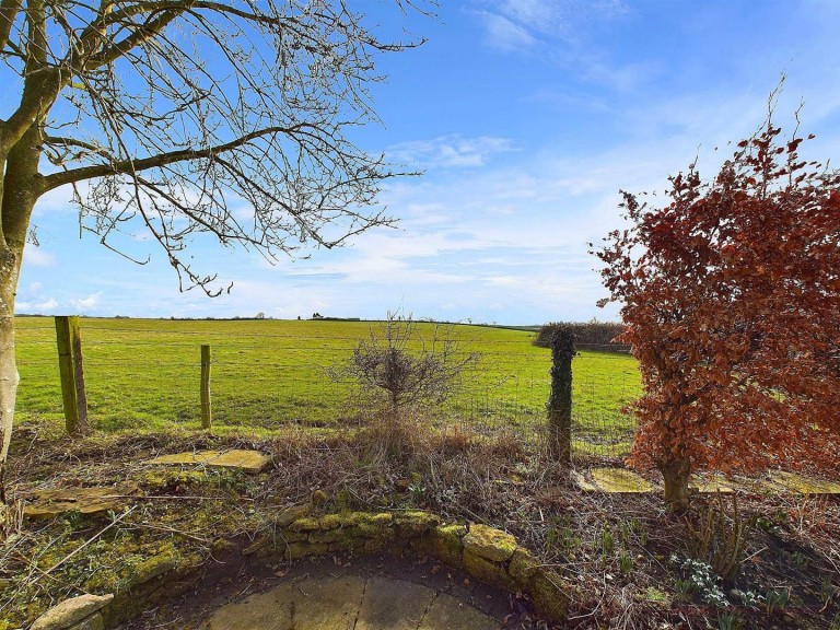 Images for Castle Cottage, Braybrooke, Market Harborough