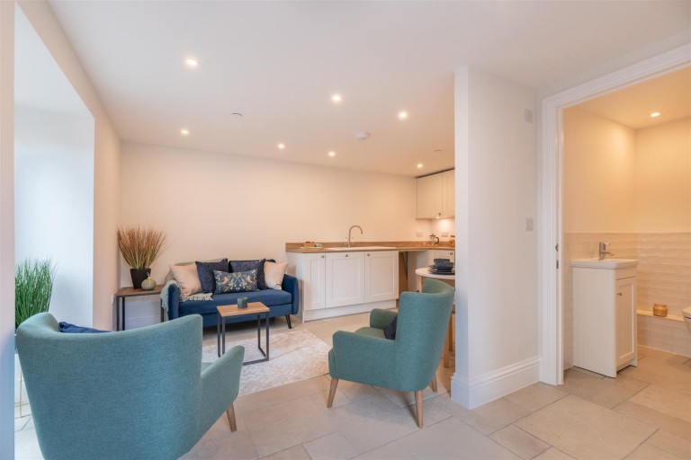 Images for 6 Crewkerne Place, Bridport