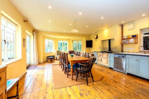 Click the photo for more details of Stoke Row Road, Peppard Common