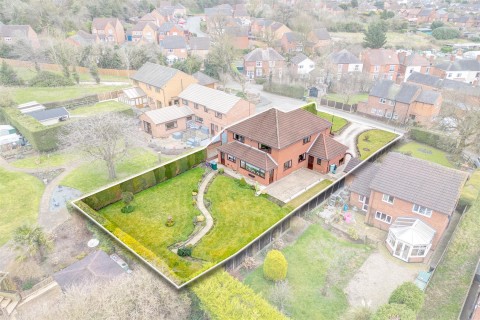 Click the photo for more details of Rose Tree Lane, Newhall, DE11