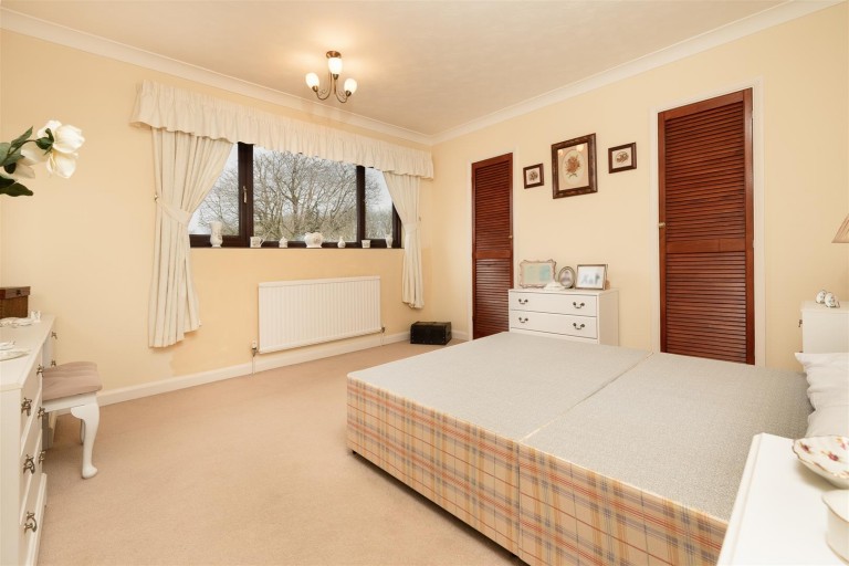 Images for Rose Tree Lane, Newhall, DE11