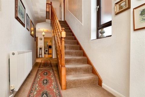 Click the photo for more details of Rose Tree Lane, Newhall, DE11