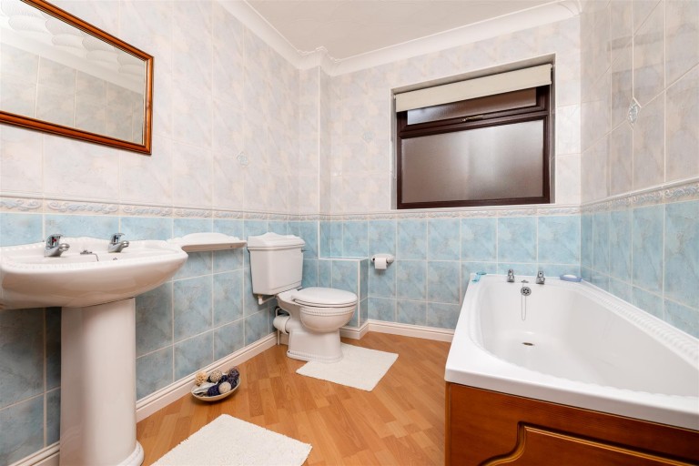 Images for Rose Tree Lane, Newhall, DE11