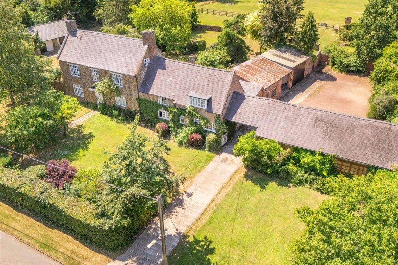 Click the photo for more details of Daventry Road, Barby, Rugby, CV23