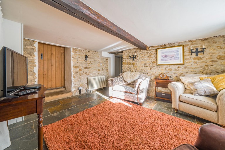 Images for High Street, Culworth, OX17