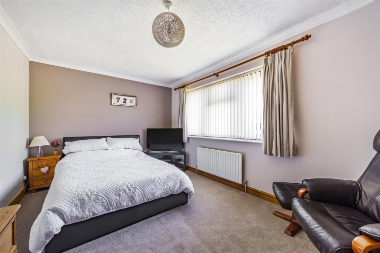 Images for Dove Close, Towcester, NN12