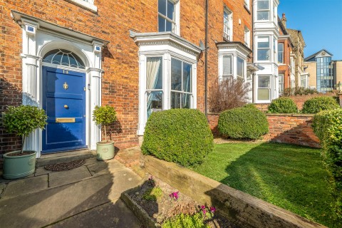 Click the photo for more details of Lindum Road, Lincoln