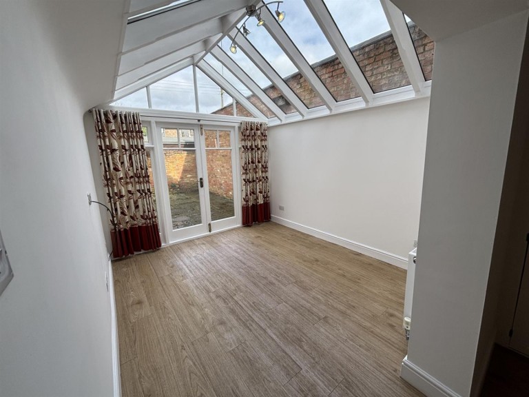 Images for Strawberry Terrace, Bloxham