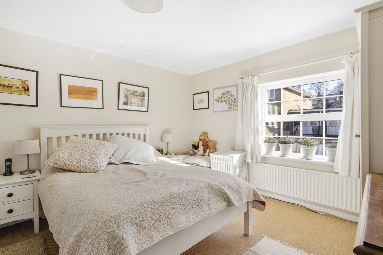 Images for Sun Hill, Royston