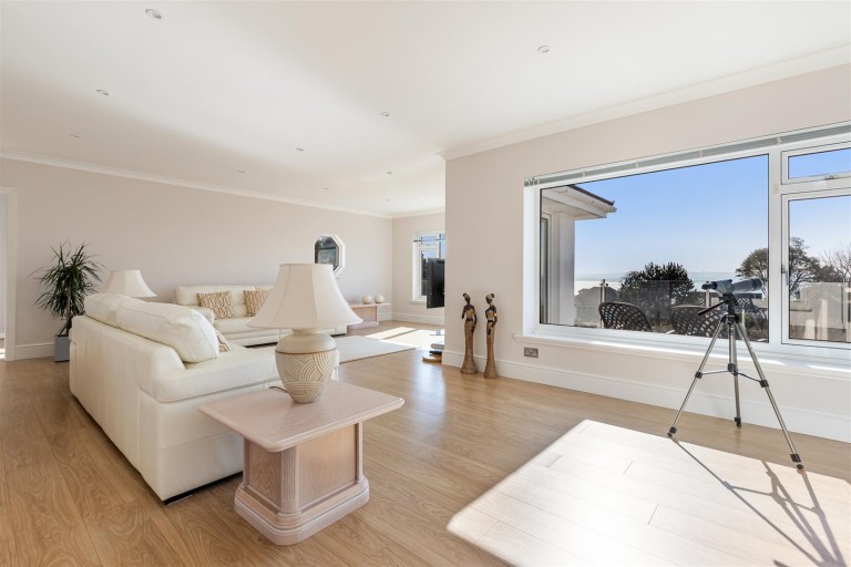 Images for Rock End Avenue, Torquay