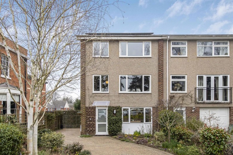 Click the photo for more details of Farmadine Court, Saffron Walden