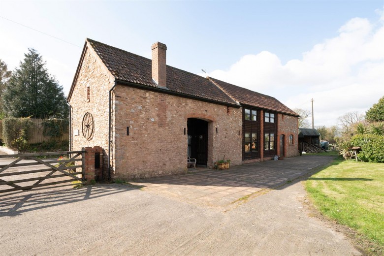 Click the photo for more details of Sampford Arundel, Wellington