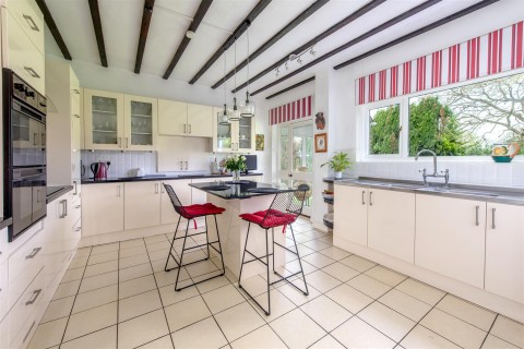 Click the photo for more details of Eastcombe, Bishops Lydeard, Taunton