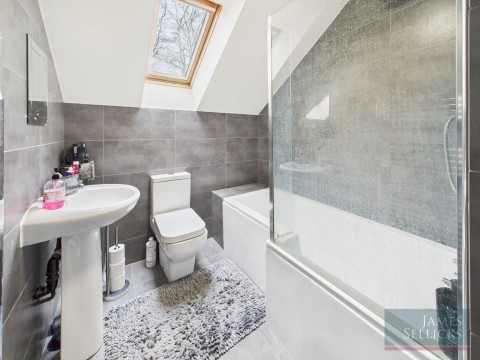 Click the photo for more details of Sykefield Avenue, West End, Leicester