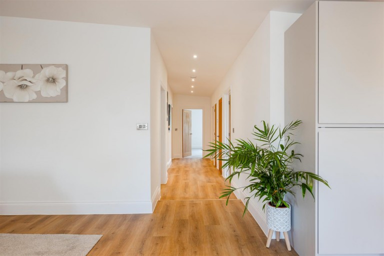 Images for 9 Apple Orchard, Staverton, Totnes